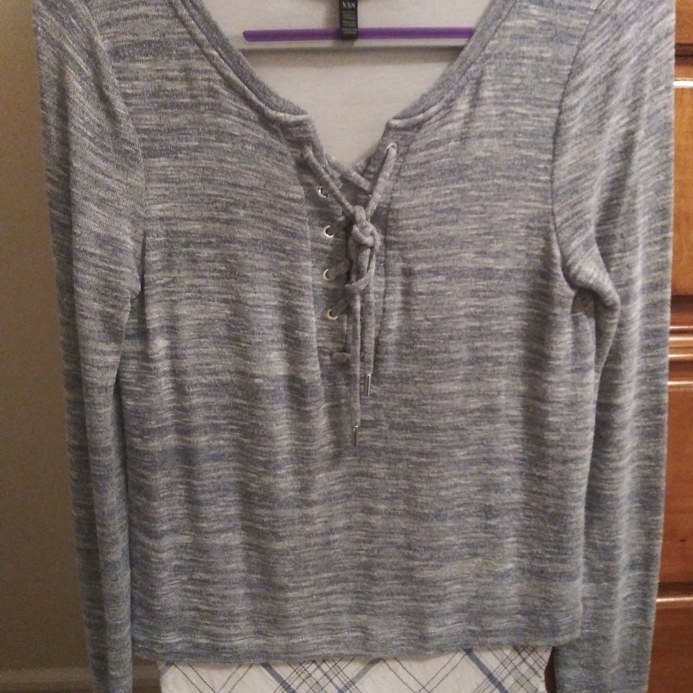 White House Black Market top